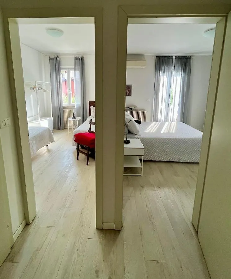Your Familyapartment In Sirmione 아파트